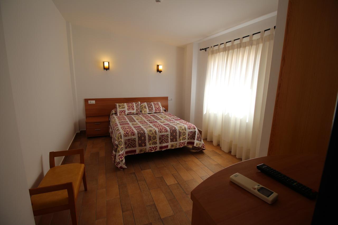 Balsares Hostal Nueva Tabarca מראה חיצוני תמונה